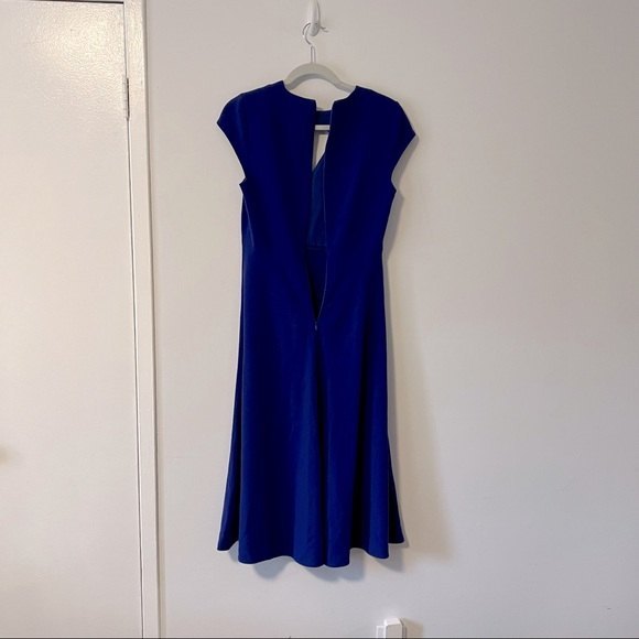 LK BENNETT Cyra Keyhole Front Dress in Klein Royal Blue, Size 8 - Picture 4 of 7